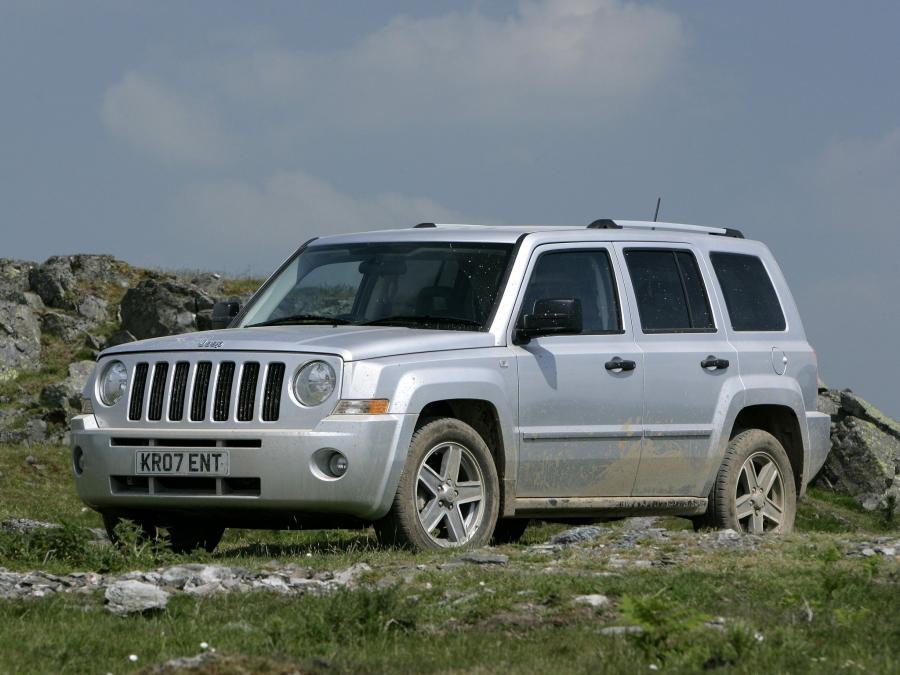  Jeep Patriot 2007 года  (UK) (фото 2 из 30)
